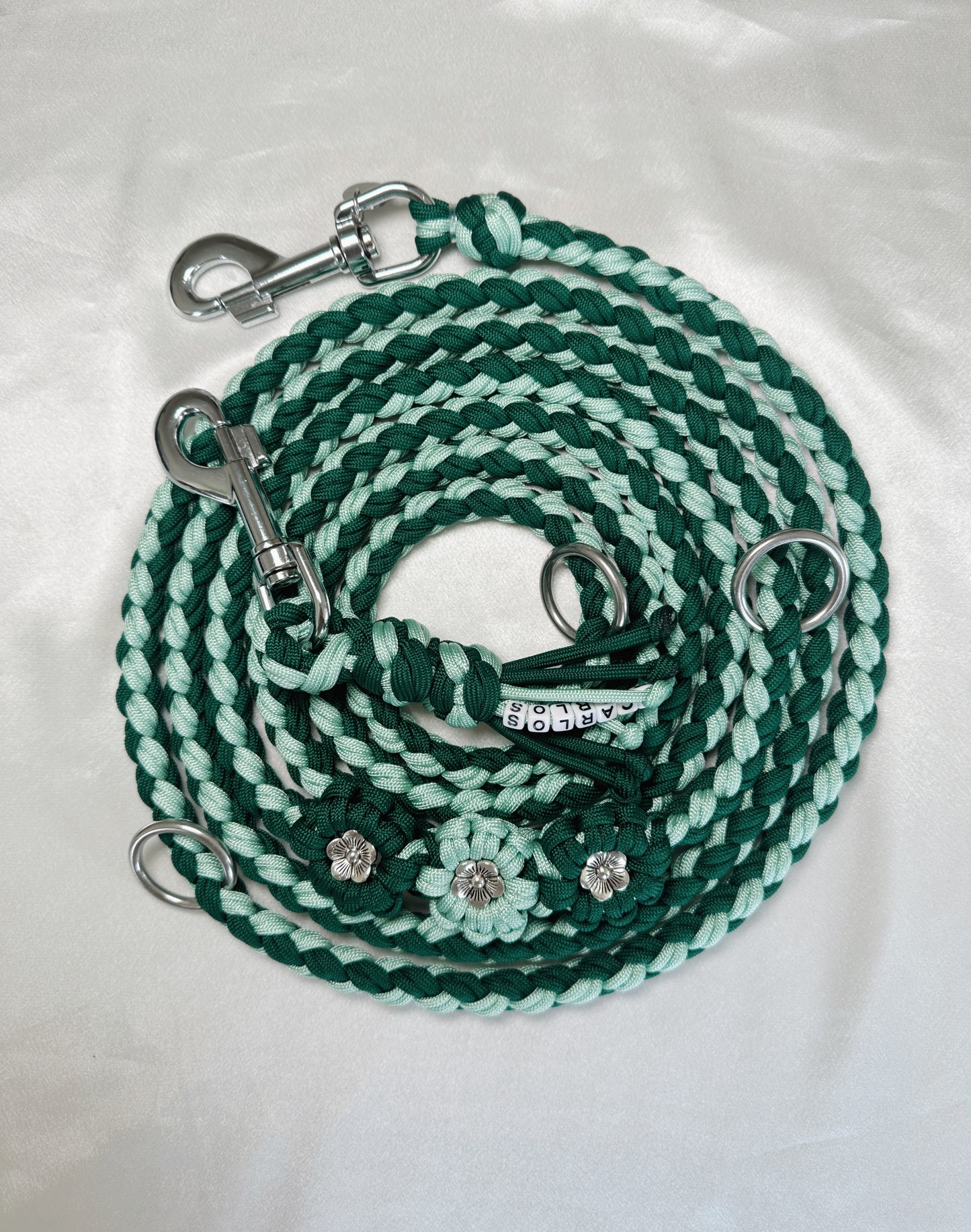 Round Flower Power dog leash in the color of your choice