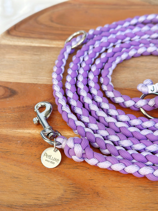 Mini leash round for very small dogs such as miniature dachshunds in the color of your choice